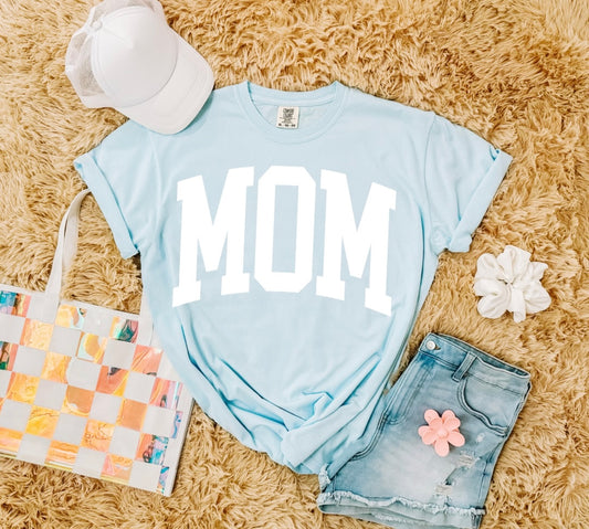 Mom Tee